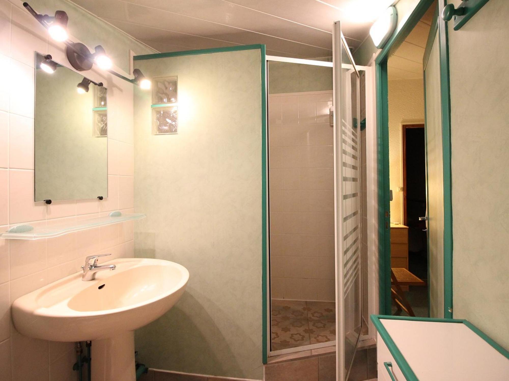 Duplex Central 90M² Avec Parking, 2 Chambres, 6 Couchages, Proche Thermes, Wifi Inclus - Fr-1-415-136 Le Mont-Dore Eksteriør billede